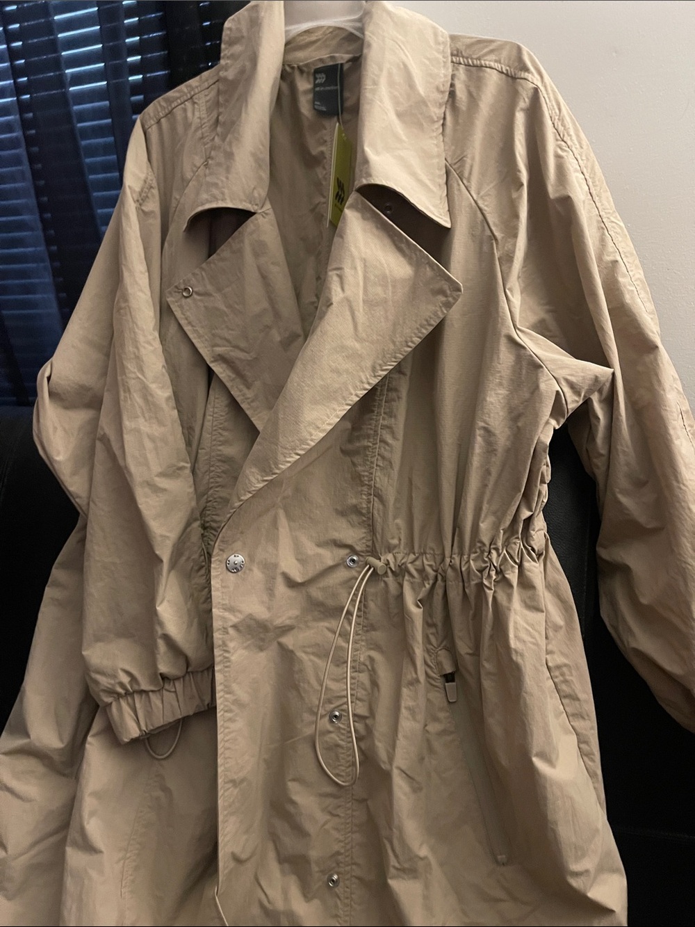 All In Motion Women’s Lightweight Beige Trench w/ Drawstring Waist Size XXL NWT - Picture 10 of 15
